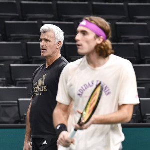 Το συγκινητικό μήνυμα του Τσιτσιπά για τα γενέθλια του πατέρα του