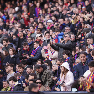 «Ξύπνησαν» μνήμες: Οι οπαδοί της Μπαρτσελόνα φώναζαν ρυθμικά το όνομα του Μέσι (video)