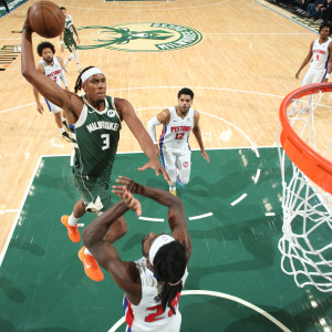 Επιτέλους νίκη για τους Μπακς, παρά τον τραυματισμό του Γιάννη