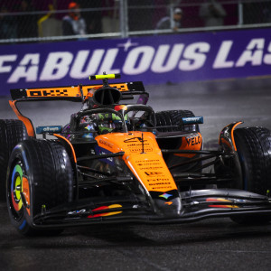 Ο Λάντο Νόρις «χόρεψε» στη βροχή και κατέκτησε την pole position στο Λας Βέγκας