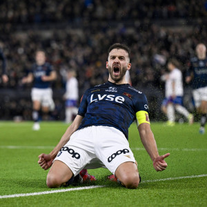 Η Βίκινγκ στέφθηκε πρωταθλήτρια Νορβηγίας και σκόρπισε... χαμόγελα σε Ολυμπιακό και ΠΑΟΚ