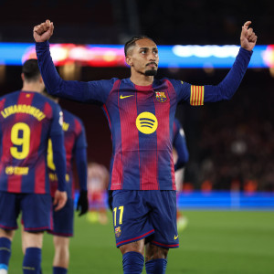 Νικήτρια στο ντέρμπι η Μπαρτσελόνα, κέρδισε την Ατλέτικο και παρέμεινε στην κορυφή της La Liga