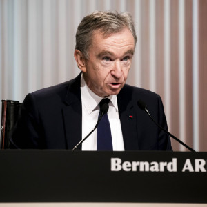 Ο πλουσιότερος άνθρωπος στον κόσμο έτοιμος να «μπει» στη Ρεάλ Μαδρίτης