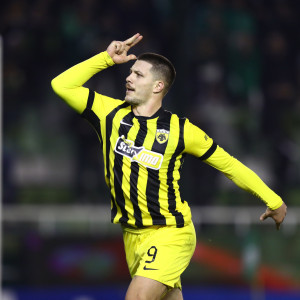 Το γκολ νίκης της ΑΕΚ κόντρα στον Παναθηναϊκό με τον Γιόβιτς στις καθυστερήσεις (video)