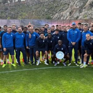 Ο Τεττέη παρέλαβε το βραβείο του Πρεσβευτή κατά του ρατσισμού