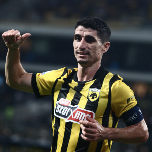 Τελειώνει και με την ανανέωση του Μάνταλου η ΑΕΚ