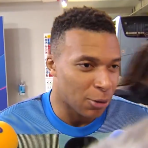 Το απίθανο σχόλιο του Εμπαπέ για τα συνθήματα των οπαδών του Ολυμπιακού (video)