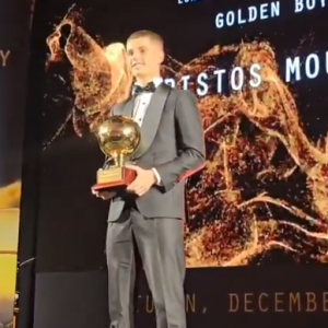 Ολυμπιακός για Μουζακίτη: «Το δικό μας χρυσό αγόρι»