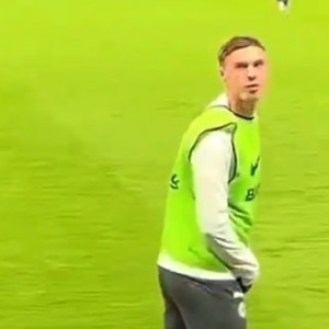 Οι οπαδοί γιούχαραν τον Μαντουέκε κι ο Πάλμερ συμφώνησε (video)