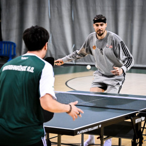 Χουάντσο, Σορτς και Ρογκαβόπουλος το... γύρισαν στο πινγκ πονγκ