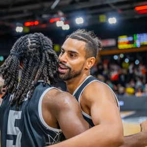 Επαφές της ΑΕΚ με τον Τζιαν Κλαβέλ