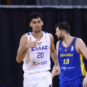 Σαμοντούροβ: «Όλοι θέλουν να κερδίσουν μια ομάδα που πήρε μετάλλιο σε Eurobasket»