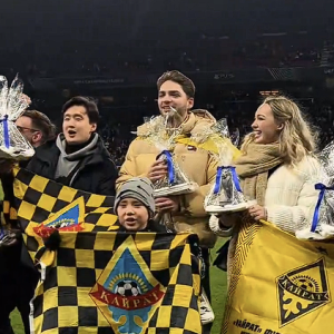 Αυτό είναι το ποδόσφαιρο: Η Κοπεγχάγη τίμησε τους 10 φιλάθλους της Καϊράτ που ταξίδεψαν για το παιχνίδι