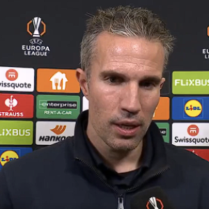 Ο Φαν Πέρσι έβαλε αλλαγή τον... Φαν Πέρσι - Ο Σακίλ Φαν Πέρσι έκανε ντεμπούτο για την Φέγενορντ υπό τις οδηγίες του πατέρα του