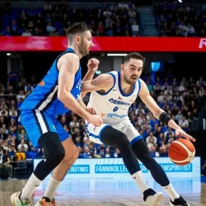 Έγραψε ιστορία ο Σατοράνσκι στη νίκη της Τσεχίας επί της Εσθονίας, η Σλοβενία «βύθισε» τη Σουηδία