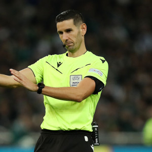 Αυτοί είναι οι διαιτητές που σφυρίζουν τις μάχες των ΑΕΚ, Παναθηναϊκού και ΠΑΟΚ στην Ευρώπη