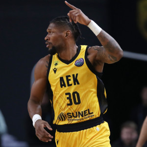 All-in της ΑΕΚ για να κρατήσει τον Σίλβα