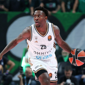 Η καλαθάρα του Ράιτ που «ξέρανε» την Μπάγερν στο Ντουμπάι (video)