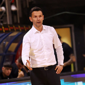 Χωρίς προβλήματα ο Άρης απέναντι στον Ηρακλή