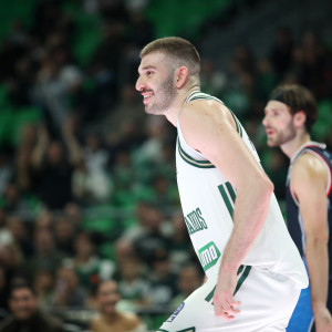 Ο Ρογκαβόπουλος έγινε ο πρώτος παίκτης στην ιστορία του Παναθηναϊκού που έβαλε 40 πόντους στο πρωτάθλημα