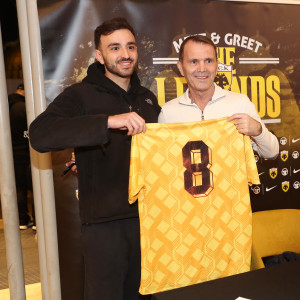 Κοσμοσυρροή για Σαβέφσκι στη Νέα Φιλαδέλφεια: Μανωλάς, Μπορμπόκης και ο μικρός Γιαννάκης ήταν εκεί (photos-video)