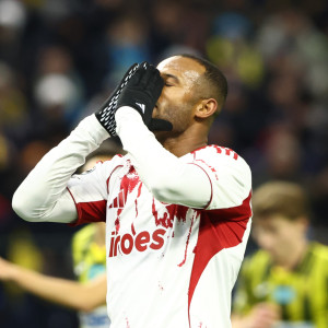 Ανεπανάληπτη διπλή ευκαιρία για τον Ολυμπιακό με Ταρέμι και Ελ Κααμπί (video)