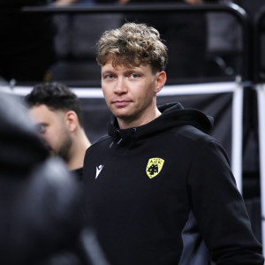 Πότε επιστρέφουν στη δράση Μπράουν, Χαραλαμπόπουλος και Κουζμίνσκας στην ΑΕΚ