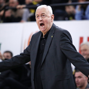 Η διπλή και... απόλυτη αναγνώριση του κόσμου της ΑΕΚ στον Ντράγκαν Σάκοτα