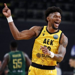 Η αυταπάρνηση του Σίλβα: MVP με πόνο στο δεξί πόδι