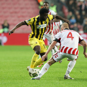 Πότε παίζει η ΑΕΚ με την Κραϊόβα για την έκτη αγωνιστική του Conference League