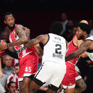 Αποκαλυπτικό σερβικό δημοσίευμα: «Η Παρτίζαν πρότεινε ανταλλαγή του Τζόουνς με τον Ντόντα Χολ»