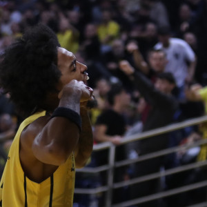 Ο Άρης έβγαλε την τελευταία άμυνα και έφυγε νικητής από το Αμβούργο με σούπερ Τζόουνς και clutch... Νουά!