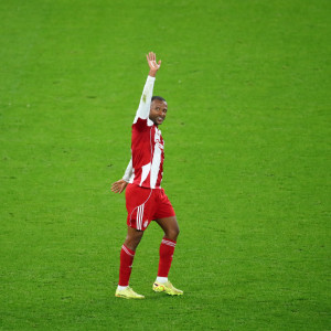 Οσο έχει εσένα, δεν φοβάται κανέναν...