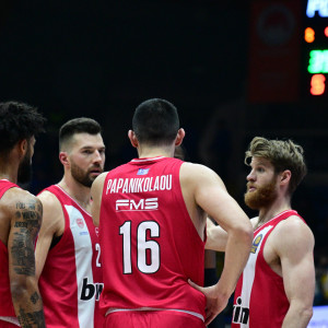 Η παρακάμερα του Ολυμπιακού στην αναμέτρηση με το Περιστέρι (video)