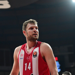 Τάτσιος στη Euroleague by Night: «Ο Ολυμπιακός δεν μπορεί να τελειώσει τα ματς»