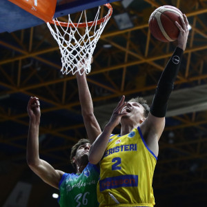 Υπόθεση δέκα λεπτών η συντριβή της Σάσαρι από το φοβερό Περιστέρι