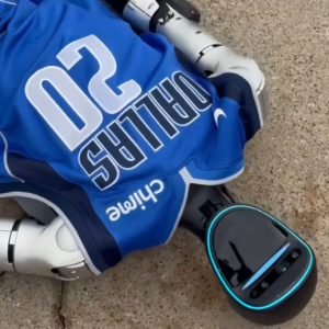 Έβαλαν ρομπότ να κάνει επίδειξη στον Ίρβινγκ κι εκείνος το «χάλασε» ! (video)