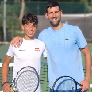 Τζόκοβιτς για Παγώνη: «Σε παρακαλώ θυμήσου την προπόνηση μας όταν πάρεις το πρώτο σου Grand Slam» (video)