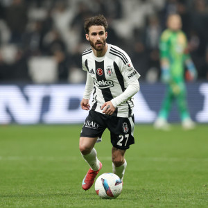 «Η ΑΕΚ ενδιαφέρεται για τον Ράφα Σίλβα»