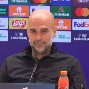 Η επική ατάκα του Γκουαρδιόλα για τον Τσάμπι Αλόνσο - «Πρέπει να ουρήσει μόνος του, δεν θα το κάνω εγώ για αυτόν»