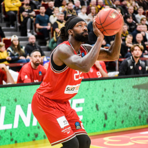 Πλησιάζει σε Πάτρικ Μπέβερλι ο ΠΑΟΚ