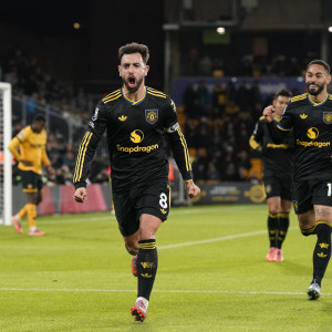 Με τρομερή εμφάνιση του Μπρούνο Φερνάντες η Γιουνάιτεντ πέρασε σαν «οδοστρωτήρας» από την Γουλβς