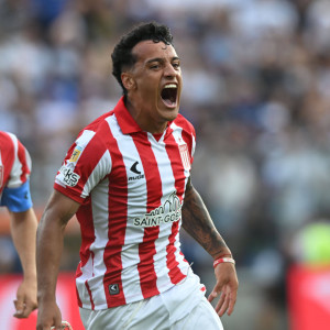 Το απόλυτο ριφιφί από την Εστουδιάντες στο μεγάλο ντέρμπι της Πλάτα και πρόκριση στον τελικό με τρίτο σερί «διπλό»!