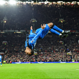 Η Γιουνάιτεντ το έφερε... τούμπα όμως η Μπόρνμουθ «έκλεψε» τον βαθμό στη ματσάρα της χρονιάς!