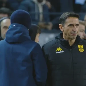 Ο Χιμένεθ δεν έδωσε το χέρι του στον Λουτσέσκου! (video)