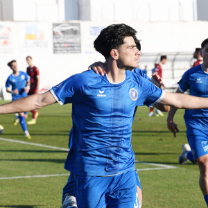 Με απίθανο ψαλίδι του Πέττα το 3-0 της Νίκης Βόλου απέναντι στον Αστέρα AKTOR B (video)