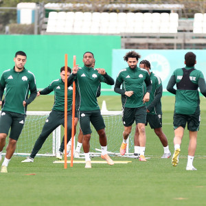 Με 21 παίκτες η αποστολή του Παναθηναϊκού για το κομβικό παιχνίδι με τη Βικτόρια Πλζεν