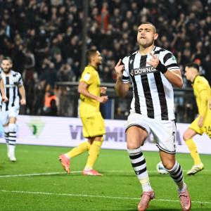 Κυρίαρχος ΠΑΟΚ, πήρε το ντέρμπι με τον Άρη με πρωταγωνιστή τον Γιακουμάκη