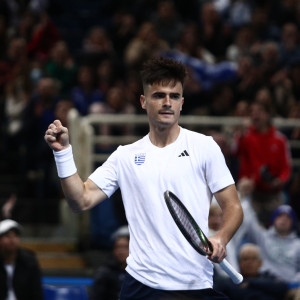 Ο Πέτρος Τσιτσιπάς επιστρέφει στον ρόλο του «αρχηγού» της Εθνικής Ελλάδας