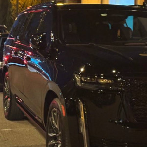 Το εντυπωσιακό αυτοκίνητο με το οποίο έφτασε ο Τέλης Μυστακίδης στο «PAOK Sports Arena» (video)